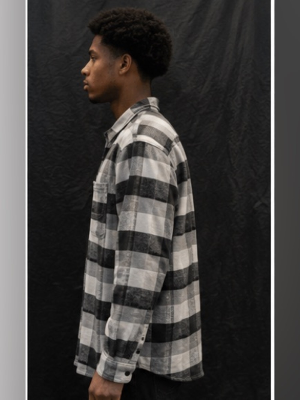 Hollister Black & White Plaid Button-Down Shirt - Picture 2 of 6